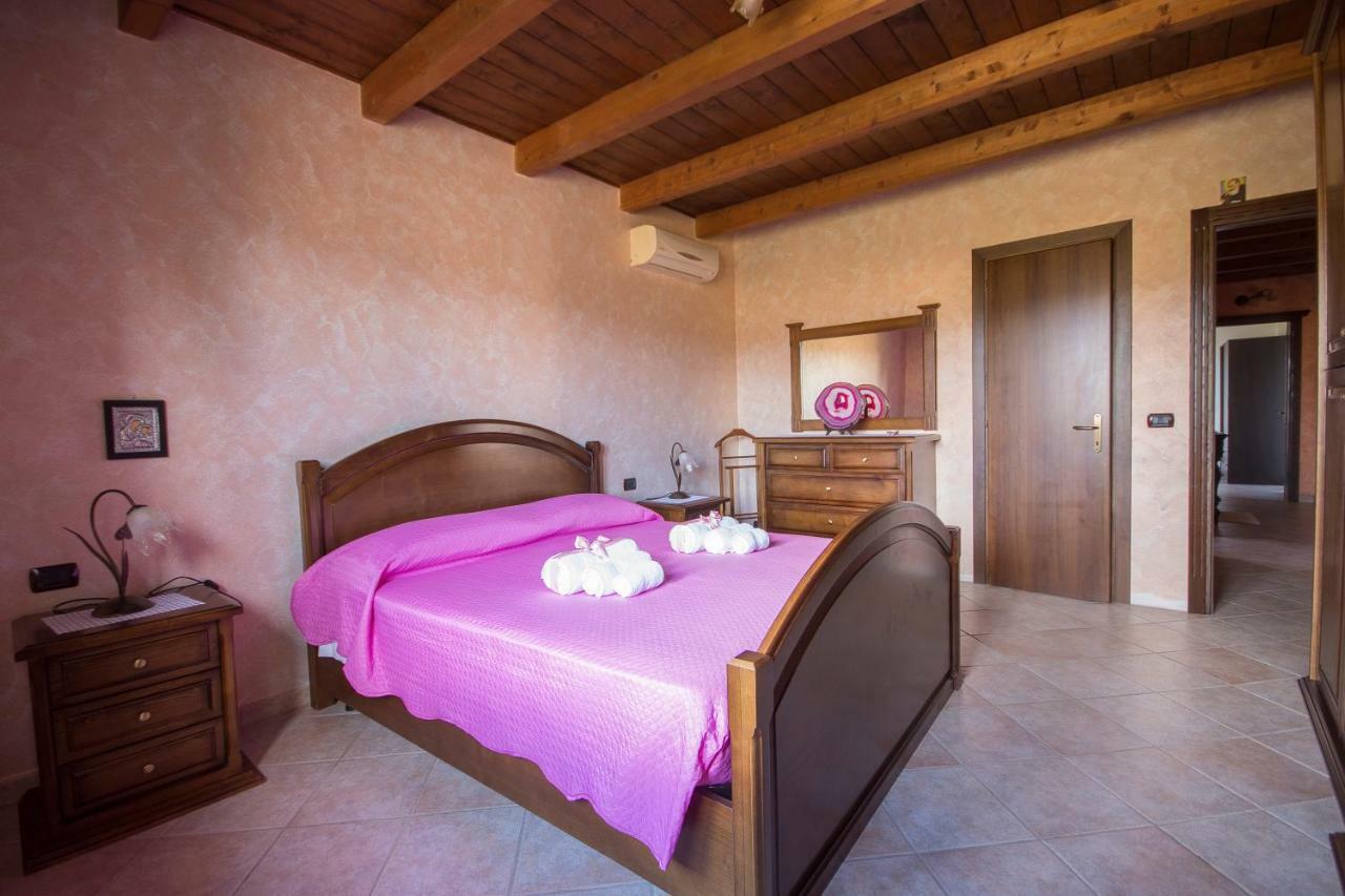 Casa Vacanza Il Mandorlo Domusnovas 외부 사진